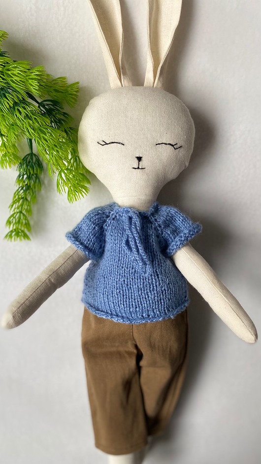 przytulanki dla niemowląt i dzieci Króliczek w ubranku - lalka