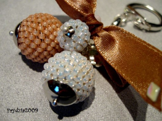 Breloczek kulek beaded bead -3 Trinket Studio