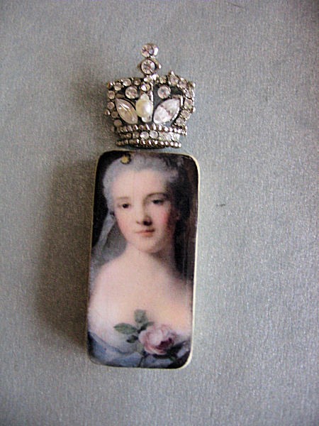 maria antonina koronowana   Galeria Belladonna