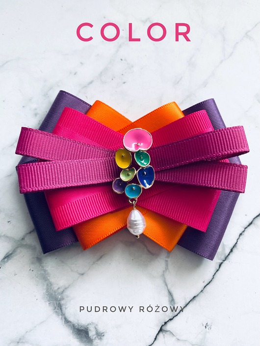 broszki Brosza z Kolekcji COLOR z kolorowymi kwiatkami i perłą