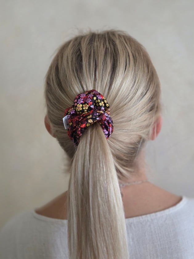 gumki do włosów Gumka jedwabna, scrunchie, secret flowers MIDI