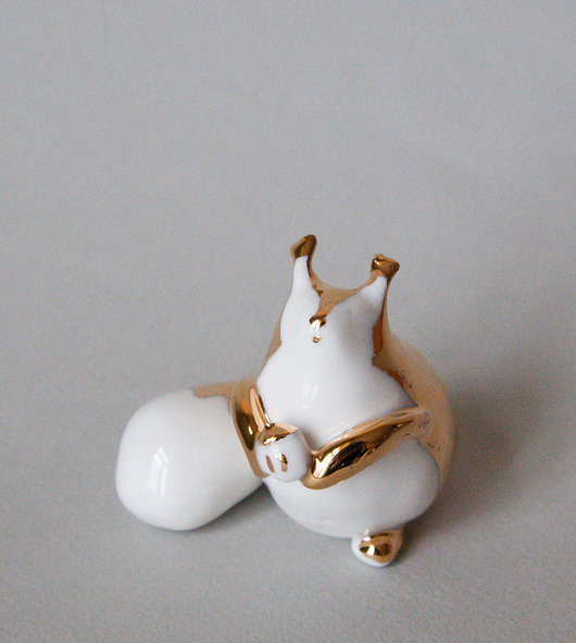 Porcelanowa figurka wiewiórka Pangzi Ceramics