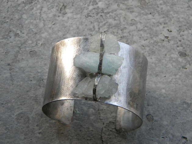 bransoletki wire wrapping (zamówienie) Surowe akwamaryny    - BRANSOLETA MANKIET - CUFF