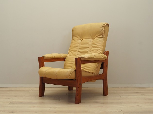 fotele Fotel skórzany żółty, duński design, lata 60, produkcja: Dania