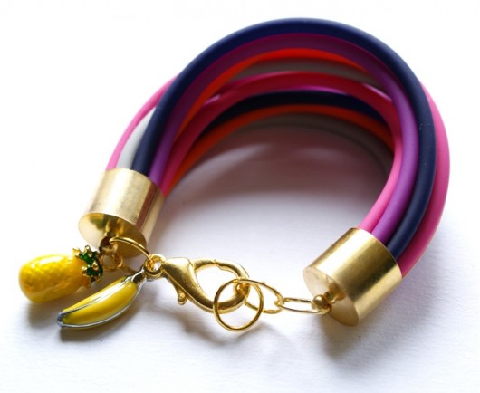 Rubber glam- Jamaica Republika jewelry