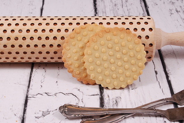 wałki do ciasta POLKA DOTS - grawerowany wałek do ciasta