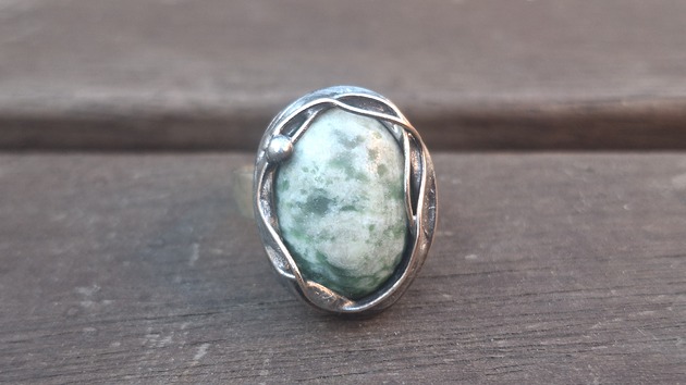 pierścionki - różne Zwyczajny dzień - pierścionek regulowany