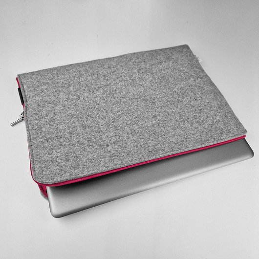 etui na laptopa POKROWIEC NA LAPTOPA zamek fuksja
