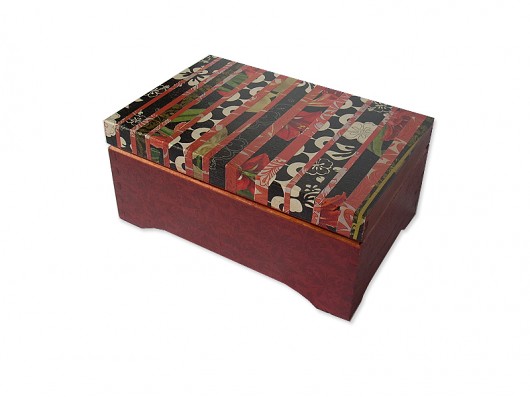 Kuferek. Patchwork czerwony. ARTsonia