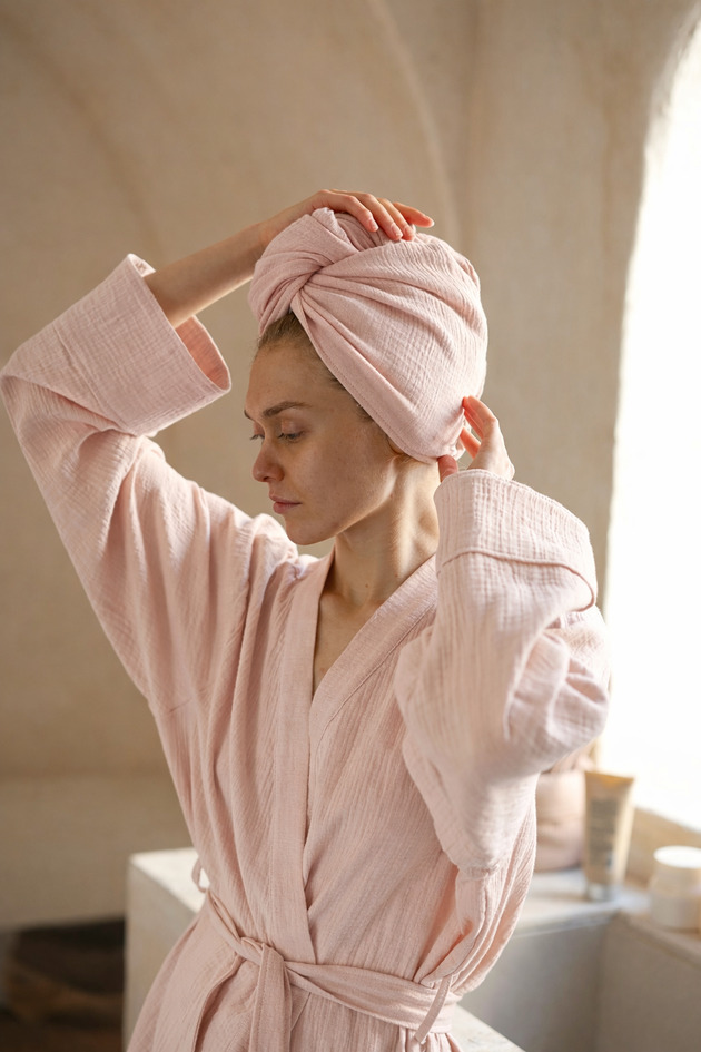 dodatki - łazienka - różne Muślinowy turban na włosy pudrowy róż