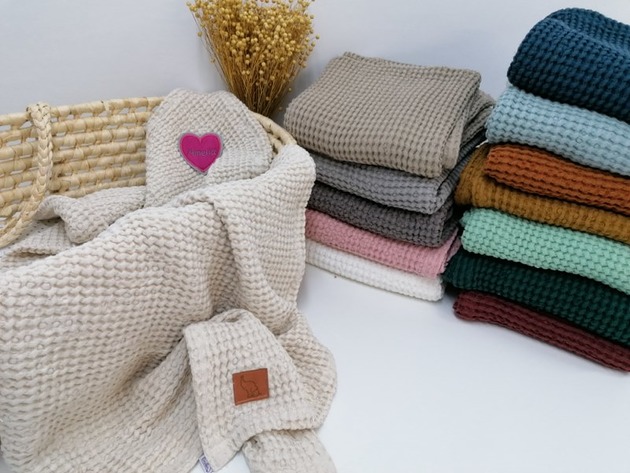 Lniany,personalizowany kocyk. Lniany wafelek. Enitka Sweet Baby Room