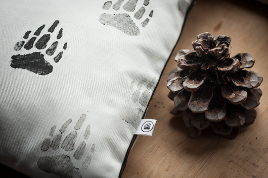 Poszewka w Łapki na poduszkę 50x50cm Cotton Badger