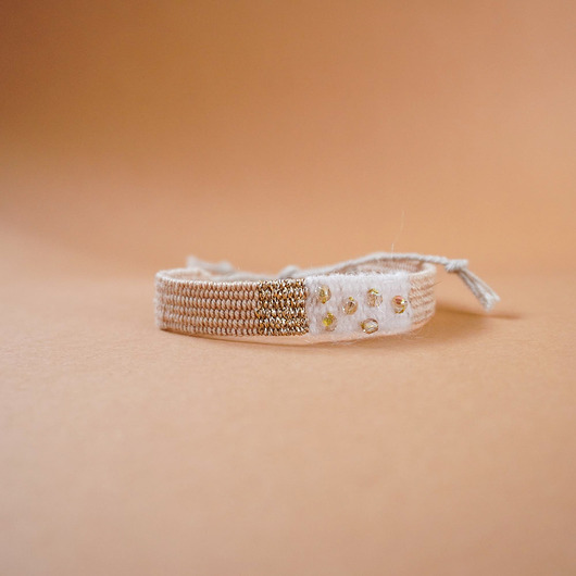 bransoletki - inne Bransoletka ręcznie robiona z nici, na sznurku