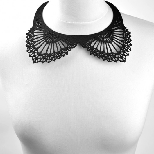 BlackEcoNecklace 2 felt label