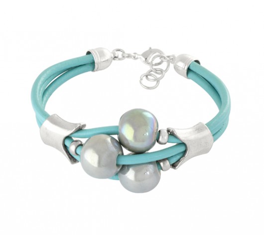 3 balls - grey & blue. M A N D A L A