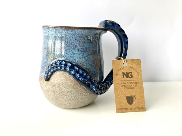 Kubek ceramiczny z motywem ośmiornicy. NG Autorska bizuteria ceramiczna