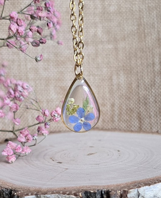 wisiory Wieczny kwiat niezapominajki z żywicy wisiorek