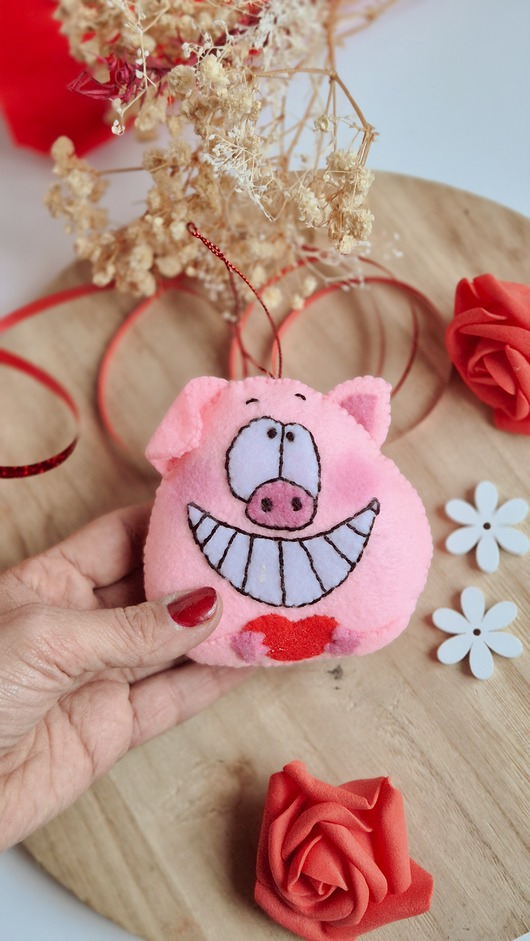 breloki Walentynkowa świnka, zawieszka, breloczek, uroczy prezent na Walentynki