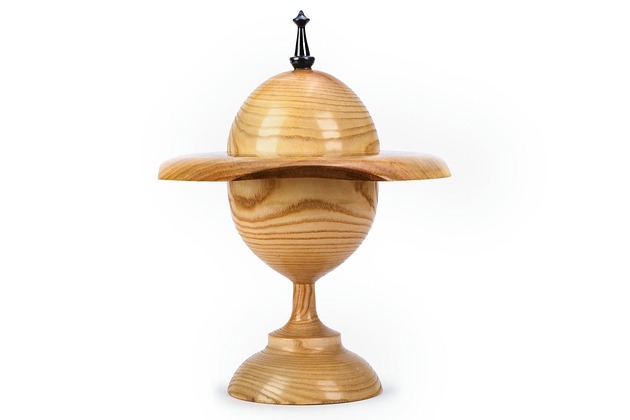 pojemniki na biżuterię Cenna drewniana bombonierka