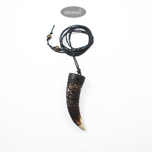 RÓG wisior w stylu boho - żywica COCONUT