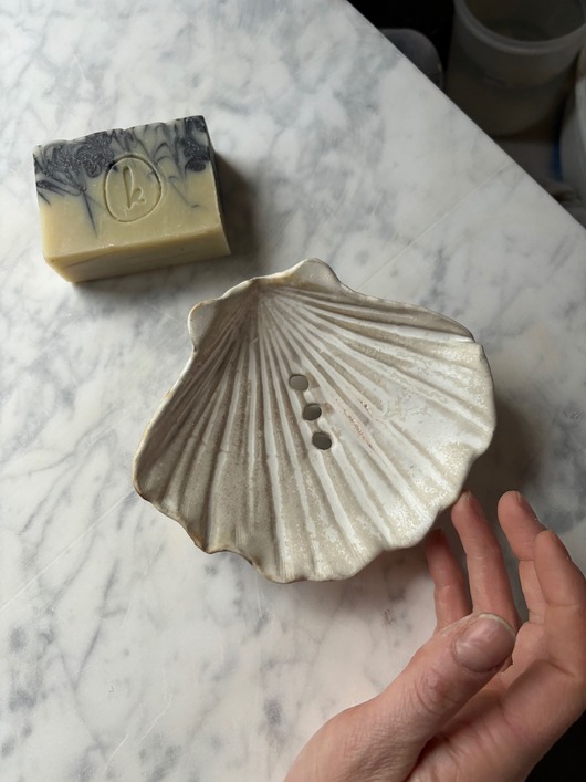 mydelniczki Ceramiczna Mydelniczka Handmade Muszelka Muszla Mleczno Biała