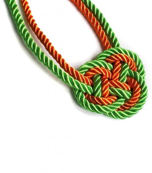 NASZYJNIK wiosenny SAILOR KNOT kaktusia