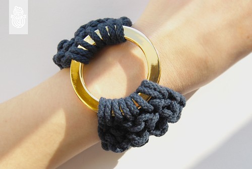 Knitted Bracelet. Granatowa. Roboty Ręczne