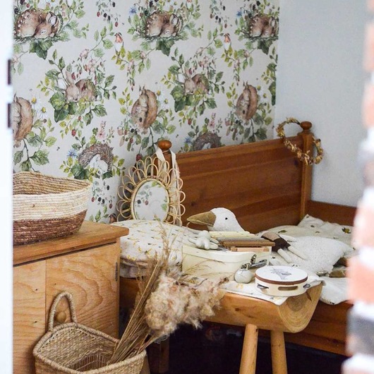 naklejki ścienne do pokoju dziecka Little Sleepy Animals Beż Tapeta
