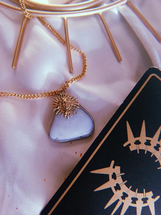 wisiory In Sun We Trust - amulet z agatem