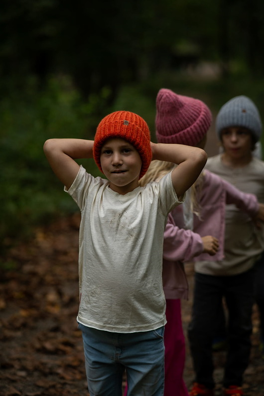 czapki dziecięce SÓWKA - puchata naturalna czapka dla dzieci pomarańczowy