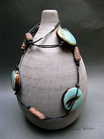 agat i glina Garfish Art Gallery