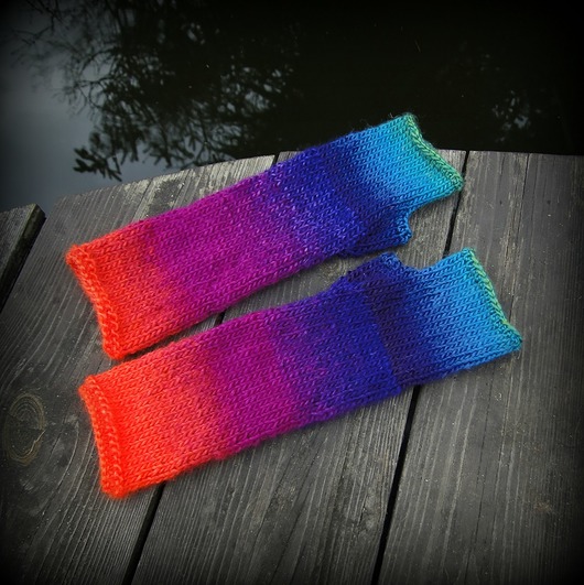 z neonem / mitenki agat handmade