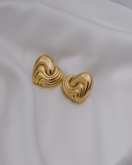 kolczyki pozłacane Złote kolczyki serca ze stali chirurgicznej pozłacane