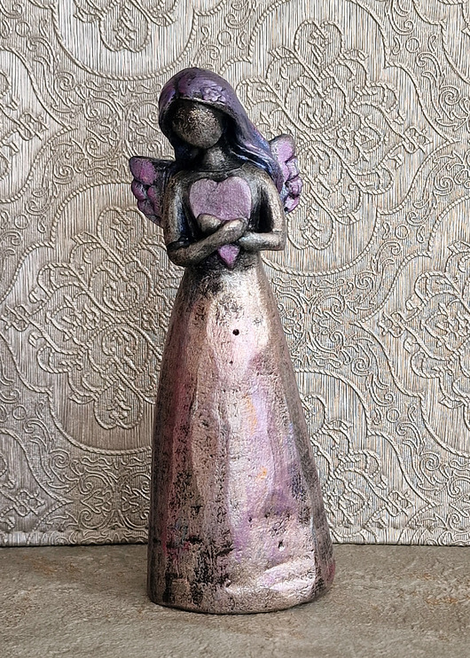 figurki i rzeźby Rzeźba fioletowy Anioł Miłości wys. 13,4 cm
