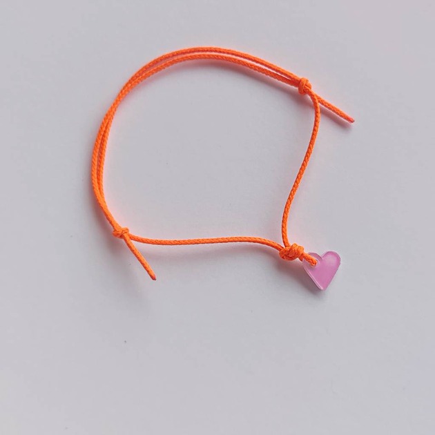 bransoletki na sznurku Serduszko  bransoletka