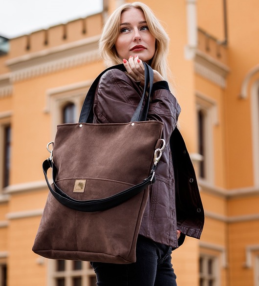 Brązowa torba z zamszu ekologicznego Karolina Audycka
