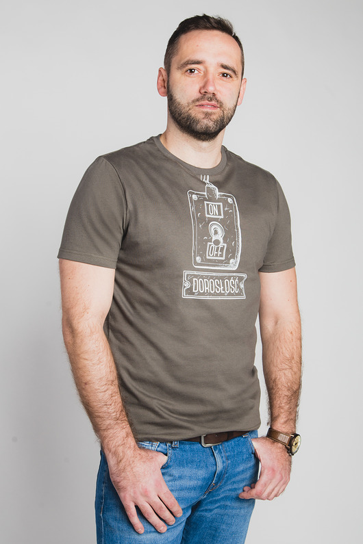 Bawełniany T-shirt z nadrukiem - Dorosłość ZlapDystans