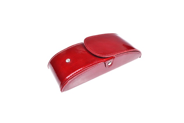 etui na okulary Etui na okulary skórzane czerwone Salve Polska