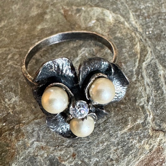 pierścionki srebrne Srebrny pierścionek z  perłami  i cyrkonią - VINTAGE