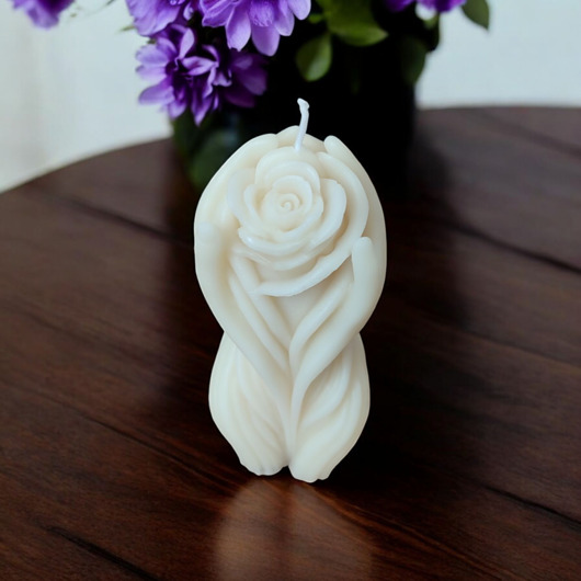 świeczniki i świece Świeca KOBIECA CZYSTOŚĆ z wosku pszczelego