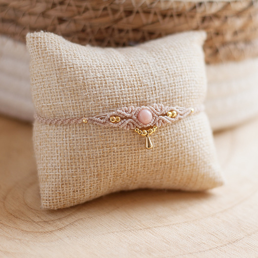 bransoletki z kamieni naturalnych Bransoletka Makrama. Beżowa pleciona bransoletka makramowa. Opal