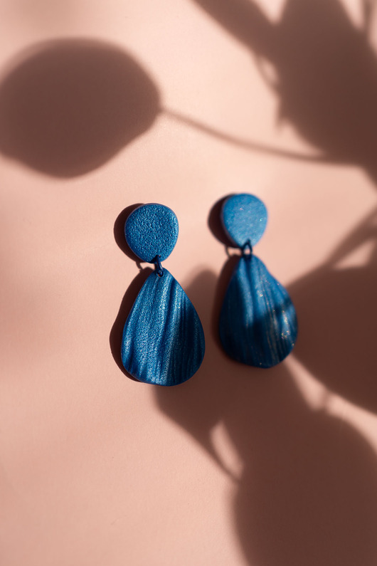 kolczyki z masy plastycznej Kolczyki listki z fakturą