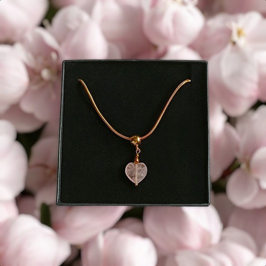 chokery Uroczy naszyjnik: serduszko KWARC TRUSKAWKOWY: wyjątkowy prezent