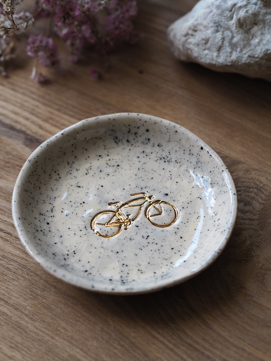 pojemniki na biżuterię Spodek na biżuterię lub palo santo