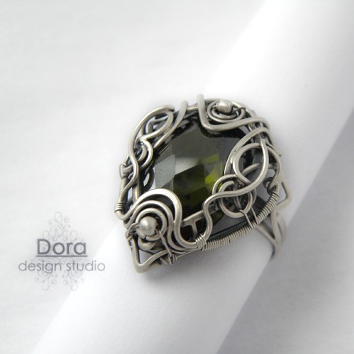 So deep Green avadora