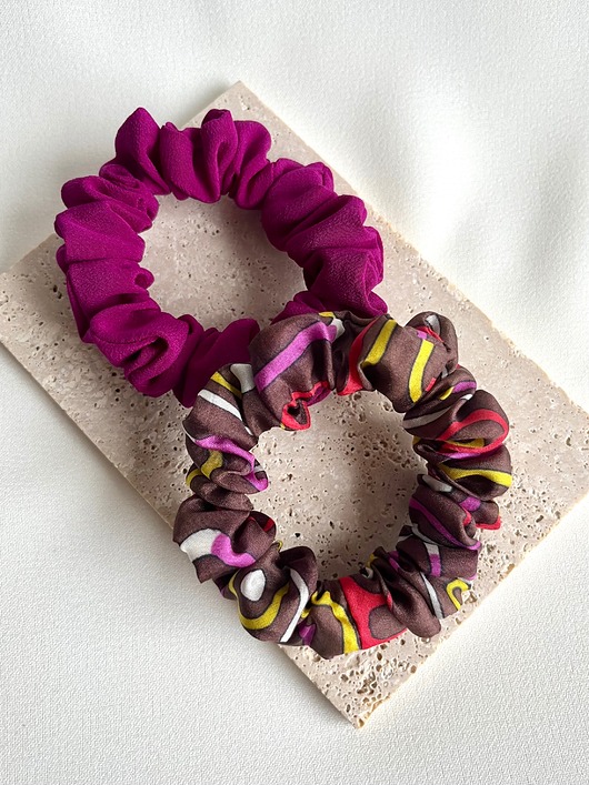 gumki do włosów 2 jedwabne gumki scrunchies Joy & Fuksja Chic