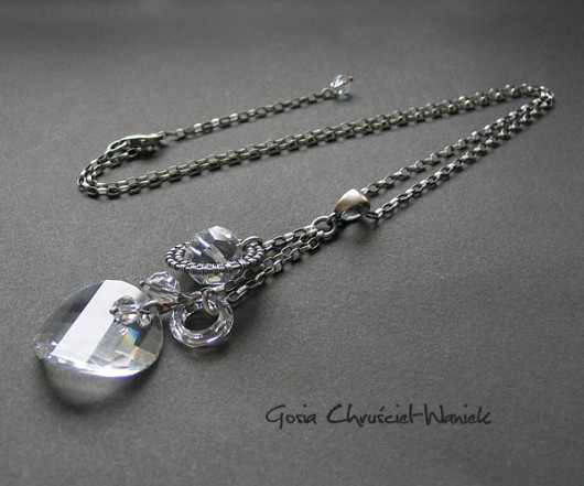 kryształ Swarovski - Round and round Gosia Chruściel-Waniek