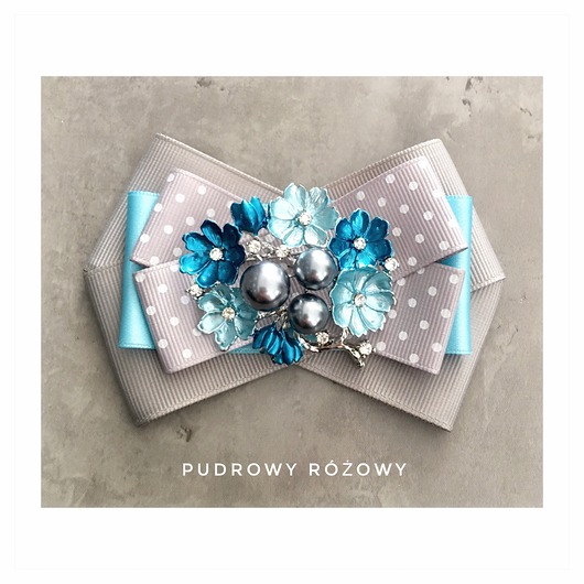 broszki Brosza  Kwiatkami i perłami NEW
