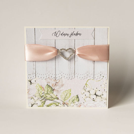 kartki scrapbooking Kartka ślubna z kokardą i kryształkami