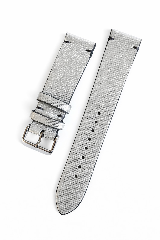 zegarki różne Pasek do zegarka  rozm: 20mm srebrny wąż